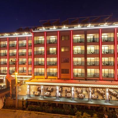 Aurasia Deluxe Hotel (Merkez Siteler Mah. 238.Sokak No:3 Marmaris 48700 Marmaris)