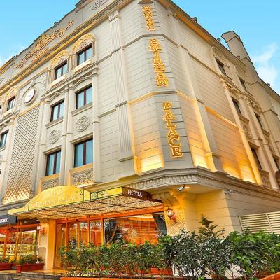 Emirhan Palace Hotel (E5 Denizköşkler Mah., E5 Güney Yanyol No:13 34315 Istanbul)