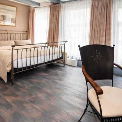 Central Guest Rooms (Vijzelstraat 71 1017 HG Amsterdam)