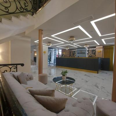 Modern Revival Luxury Hotel (ΕΓΝΑΤΙΑΣ 41 & ΣΥΓΓΡΟΥ 17 54630 Thessalonique)