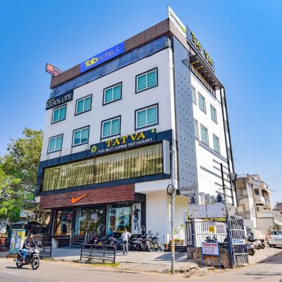 FabHotel Resolute Gopalpura (A1, Tonk Rd, Near Glass Factory, Jawahar Nagar Colony, Bajaj Nagar, Gopalpur 302018 Jaipur)