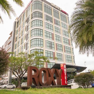 Roxy Hotel & Apartments (1, Roxy Hotel & Apartments Jalan Batu Kawa 93250 Kuching)