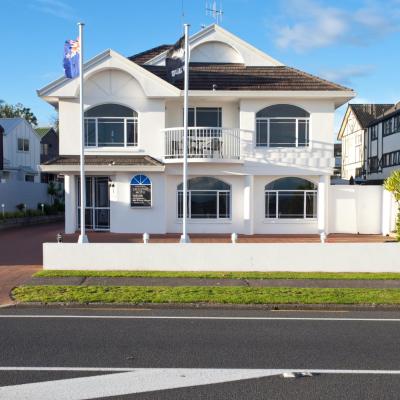 Lakeside Taupo Motel (114 Lake Terrace 3330 Taupo)