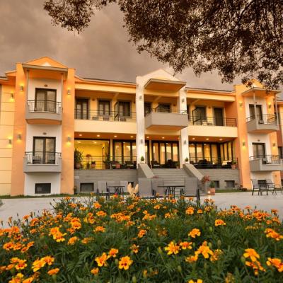 Filoxenia Hotel (11 km National Road Ioannina-Athens 45500 Ioannina)