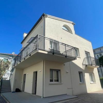 VILLA EMMA -WALTERIGATO Apartments SOLO PER FAMIGLIE (19° ACCESSO MARE VIA BAFILE N.1 30016 Lido di Jesolo)