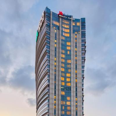 Shanghai Marriott Marquis City Centre (555 Middle Xizang Road (Close to Nanjing Road) 200003 Shanghai)