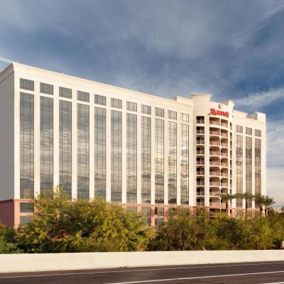 Marriott Phoenix Airport (1101 North 44th Street AZ 85008 Phoenix)