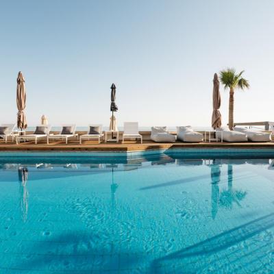 Petradi Beach Lounge Hotel (Stamathioudaki 79 74100 Réthymnon)