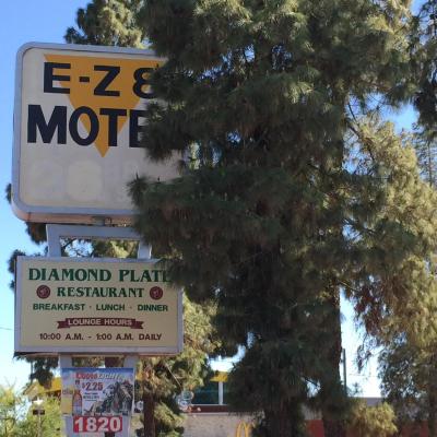 EZ 8 Motel Airporter (1820 South 7th Street AZ 85034 Phoenix)