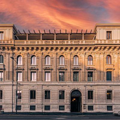 Casa Cipriani Milano (24 Via Palestro 20121 Milan)