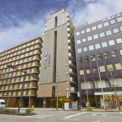 Toyoko Inn Kyoto Gojo-karasuma (Simogyo-ku Karasuma-dori Matsubara-sagaru Gojokarasuma-cho  393 600-8418 Kyoto)