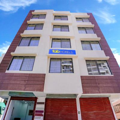 FabHotel Crystal Inn (Opposite Local Mart, Ganesh Nagar, Wakad 411033 Pune)