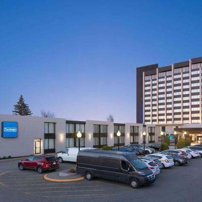 Travelodge by Wyndham Quebec City Hotel & Convention Centre (3125 Boulevard Hochelaga G1W 2P9 Québec)