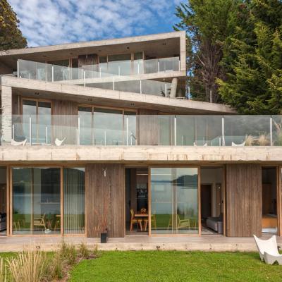 Wa One Lake Homes (7811 Hua Huan 8400 San Carlos de Bariloche)