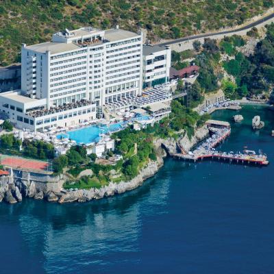 Korumar Hotel Deluxe (Gazi Begendi Mevkii 09400 Kuşadası)