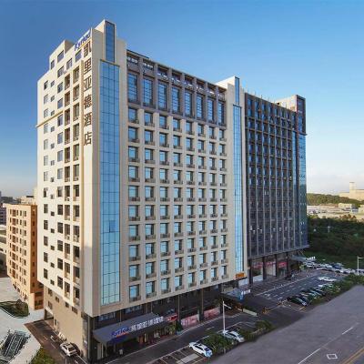 Kyriad Hotel Dongguan Houjie Convention and Exhibition Center Humen Station (No.36 Dongxi East Road 523962 Dongguan)