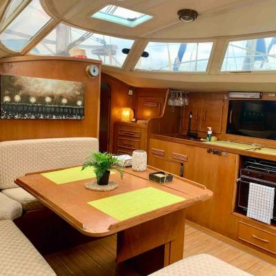 Cozy Boat Hotel in Barcelona & AC & WIFI & Parking (12 Carrer de la Pau 08930 Barcelone)