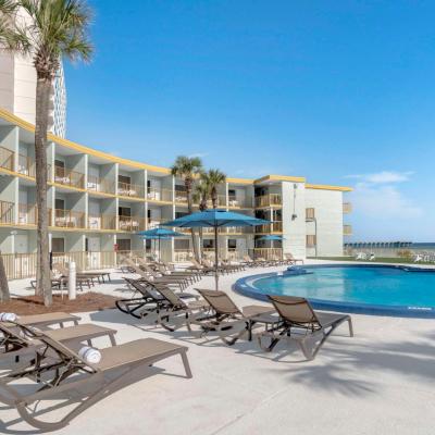 Chateau Beachfront Resort - BW Signature Collection (12525 Front Beach Rd 32407-3306 Panama City Beach)