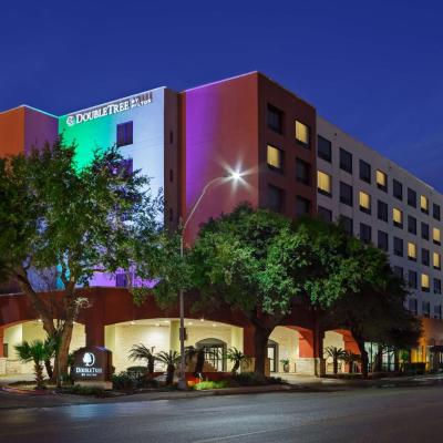 DoubleTree by Hilton San Antonio Downtown (502 W. Cesar E. Chavez TX 78207 San Antonio)