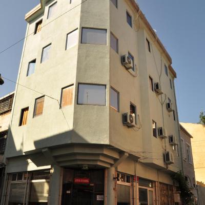 Lotus Hotel (Yavuzsultanselim Mah. Vakıf Mektebi Sok.No:1 Fatih 34086 Istanbul)