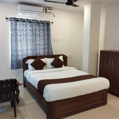 HOTEL VIRAT GRAND (H NO.3-2-126/8 PLOT NO.9 VIVEKANANDA NAGAR COLONY, BESIDE SPRINT DIAGNESTIC, SAGAR RING ROAD, HYDERABAD GROUND FLOOR 500074 Hyderabad)