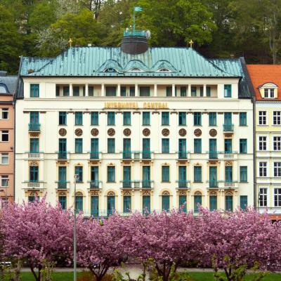 Interhotel Central (Divadelní náměstí 17 36001 Karlovy Vary)