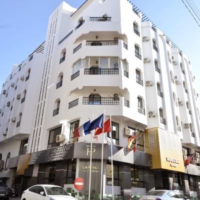 Hotel Nouzha (07 Rue hassan dkhissi place Atlas Fes 30050 Fès)