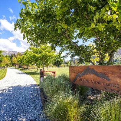 Alpine View Lodge (23 Studholme Road South,RD 2 9382 Wanaka)