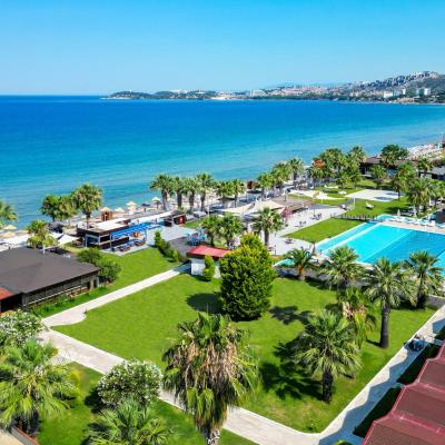 Risus Beach Resort Hotel (Karaova Mah. Mustafa Birden Sok. No:20 Sahil Siteleri Aydin 09400 Kuşadası)