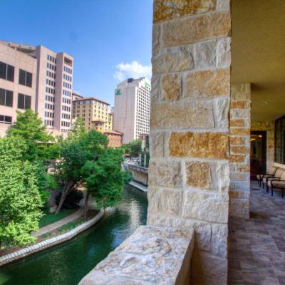 Photo Embassy Suites San Antonio Riverwalk-Downtown