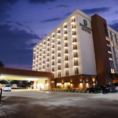 Embassy Suites by Hilton Dallas Market Center (2727 North Stemmons Freeway TX 75207 Dallas)