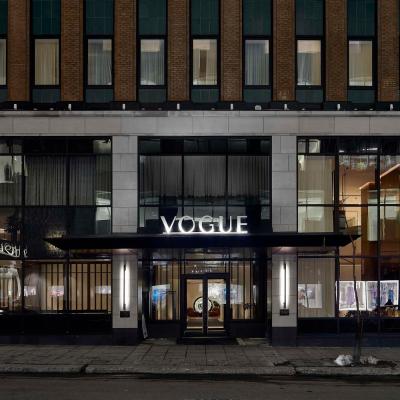 Vogue Hotel Montreal Downtown, Curio Collection by Hilton (1425 rue de la Montagne H3G 1Z3 Montréal)