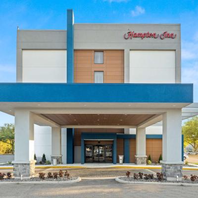 Hampton Inn Tampa-Veterans Expressway (5628 West Waters Avenue FL 33634 Tampa)