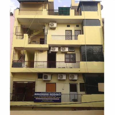 Maheshwari Residency (22 SAWAN PARK EXT. ASHOK VIHAR 45 110052 New Delhi)