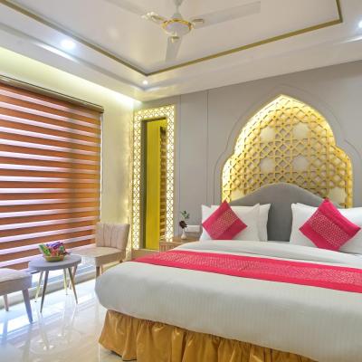 Hotel Gold Palace - 03 Mins Walk From New Delhi Railway Station (4563, Main Bazar, Pahar Ganj, 110055 New Delhi)