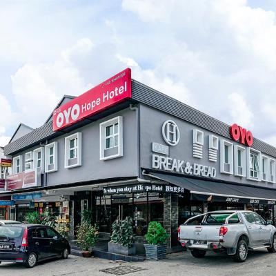 OYO 428 Hope Hotel (17, Jalan Cenderai 1/1 Taman Kota Puteri, Johor Bahru 81750 Johor Bahru)