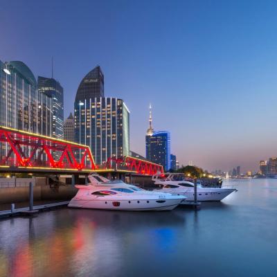 Mandarin Oriental Pudong, Shanghai -Neighbor to the Iconic Oriental Pearl Tower, Offering a Serene Riverfront Retreat (No.111, South Pudong Road, Pudong District 200120 Shanghai)