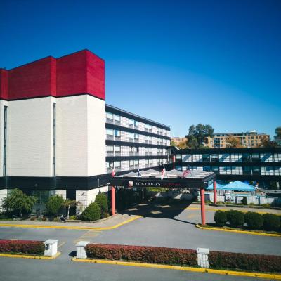 Hotel Ruby Foo's (7655 Decarie Boulevard H4P 2H2 Montréal)