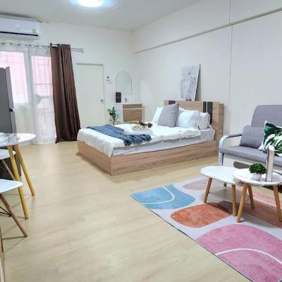 New Renovated room near DMK/BTS/Impact/Government (36/340 chaengwattana Road 10210 Bangkok)