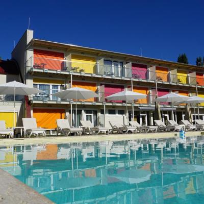 Photo Colors Holiday Hotel