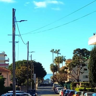 Cabane pas loin de la plage (Avenue des Mimosas 06800 Cagnes-sur-Mer)