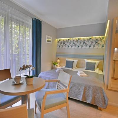 Apartamenty Cesarskie - Apartamenty Bryza - Parking (ul.Wyspiańskiego 34e 72-600 Świnoujście)