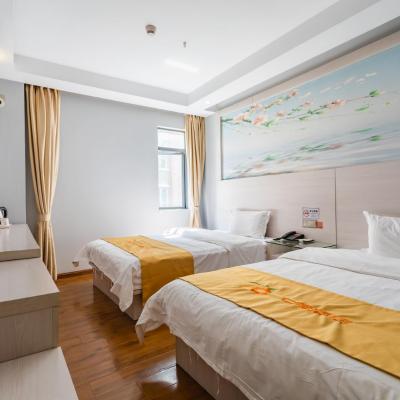 Qi Cheng Hotel - Shenzhen North Railway Station (3/F, East side of Mintai Building, No. 241 Minzhi Avenue 518000 Shenzhen)