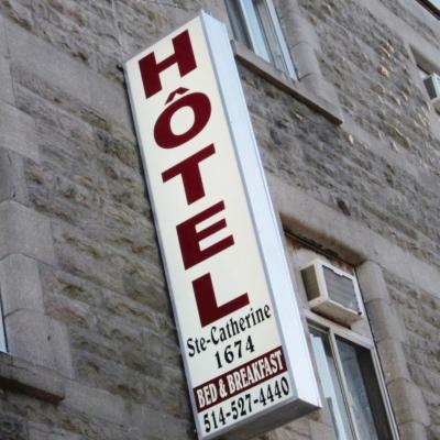 Hotel Ste-Catherine (1674 Ste-Catherine East H2L 2J4 Montréal)