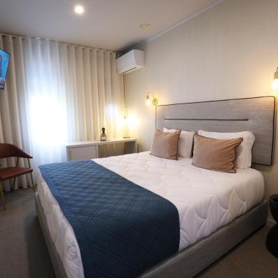 Hotel America (Rua de Santa Catarina 1018 4000-447 Porto)