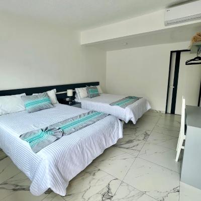 Villa Santa Julia (Calzada Porfirio Díaz Calzada Porfirio Diaz #350 Colonia Reforma 68050 Oaxaca)