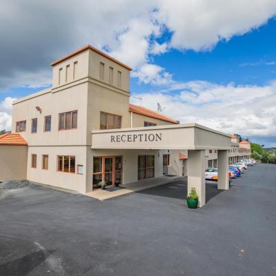 Albany Executive Motor Inn Limited (15 Corinthian Drive 0632 Auckland)