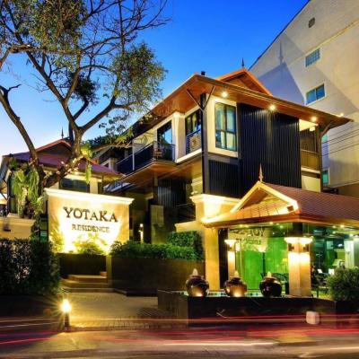 Yotaka Bangkok Hotel (246/7 Soi Latprao 122, Wangthonglang 10310 Bangkok)