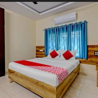 Hotel ritzy grand (Road Number b b 69 500096 Hyderabad)