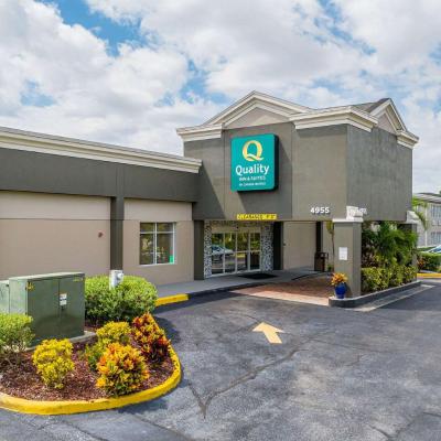 Quality Inn & Suites Near Fairgrounds Ybor City (4955 East 18th Avenue FL 33605 Tampa)